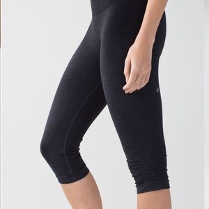 Lululemon In the Flow Crop leggings